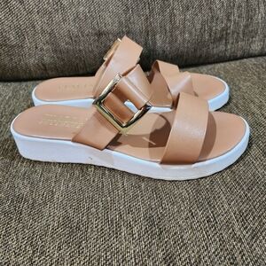 Italian Shoemakers Tan Sandals with Gold Accent